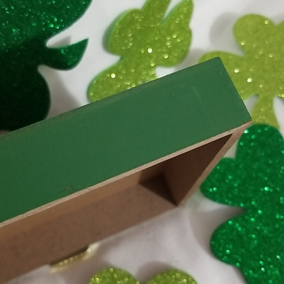 🍀NEW "Leprechauns Welcome" Distressed Wood Home Decor - Picture 11 of 17